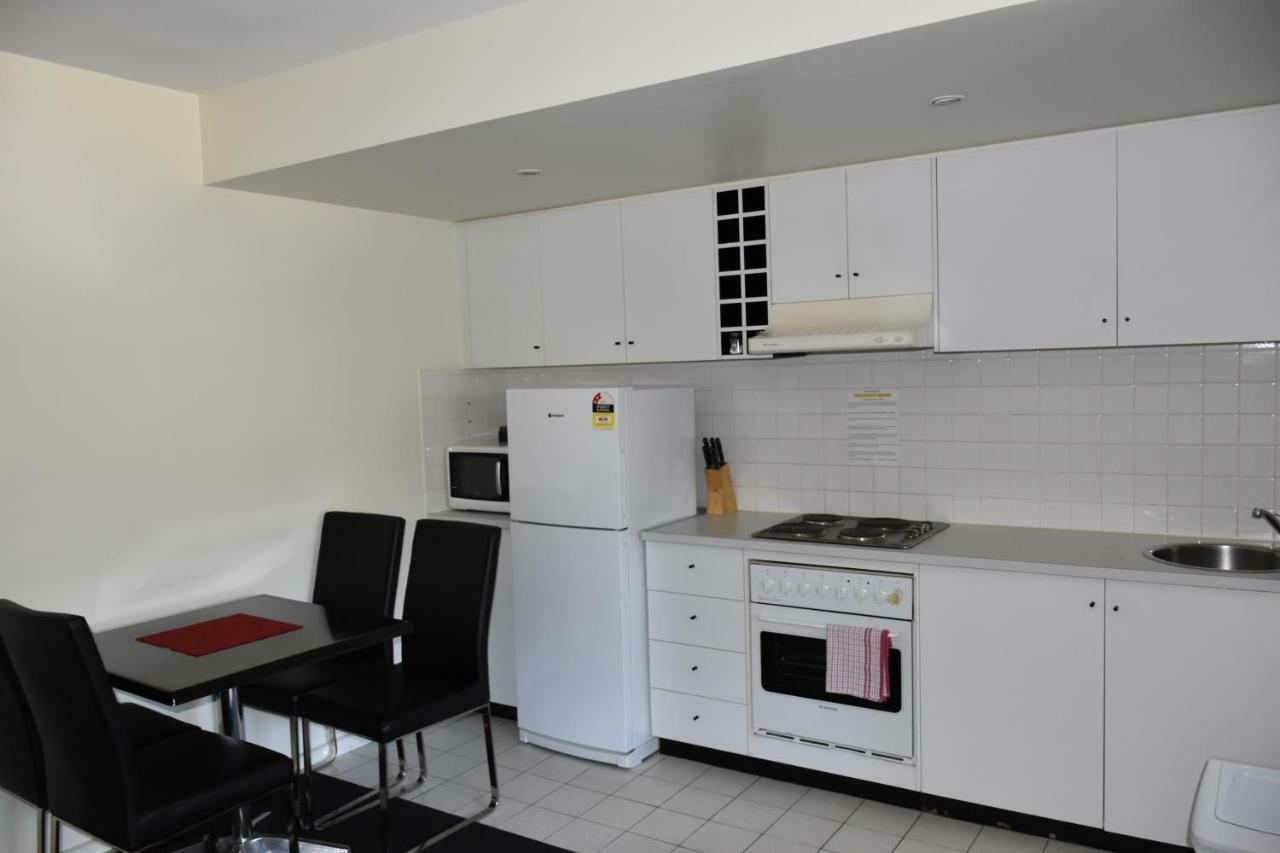 Apartments On Flemington Melbourne City Exterior foto